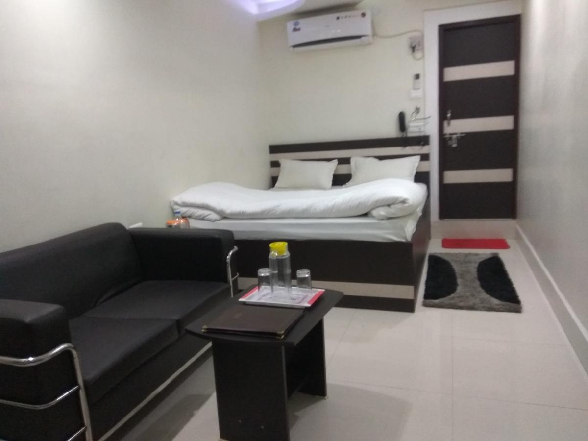 Hotel R K Palace Supaul Buitenkant foto